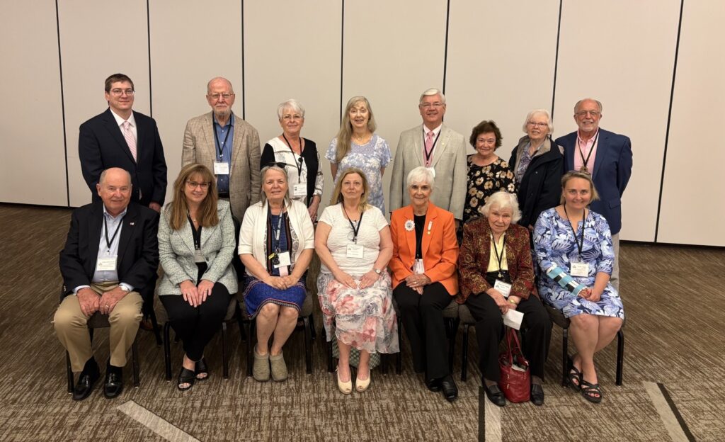 John Howland descendants were attendance winners with 15 at this meeting.
